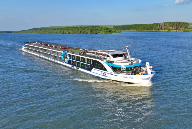 VIVA ENJOY, External, Schylla Cruise Line